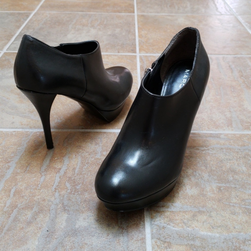 Marc Fisher black ankle booties